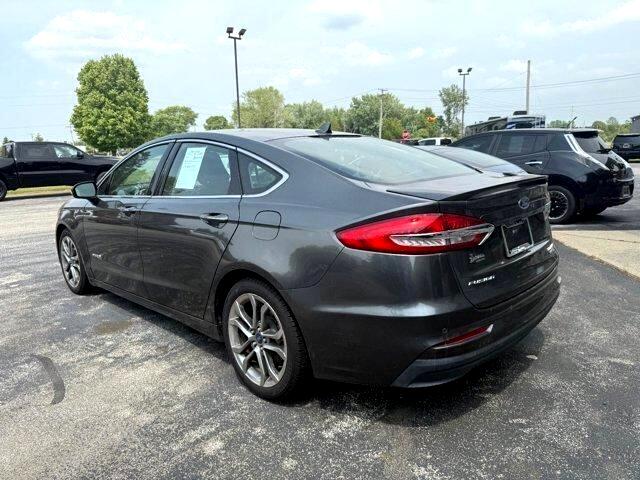 2019 Ford Fusion Hybrid Titanium photo 5