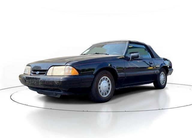 Ford Mustang  1988 Ford Mustang  1988