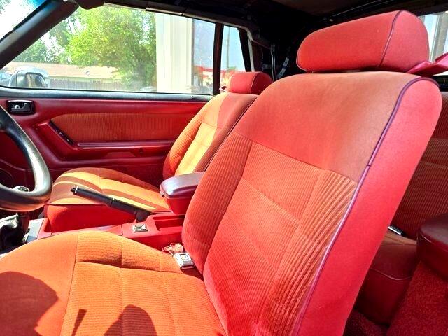 Ford Mustang  1988 Ford Mustang  1988