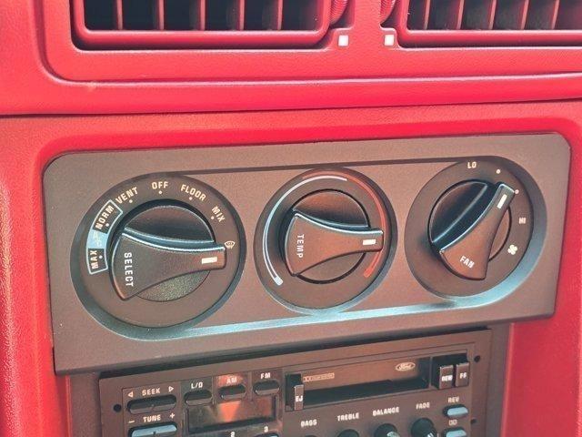 Ford Mustang  1988