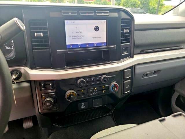 2024 Ford F-350 photo 31