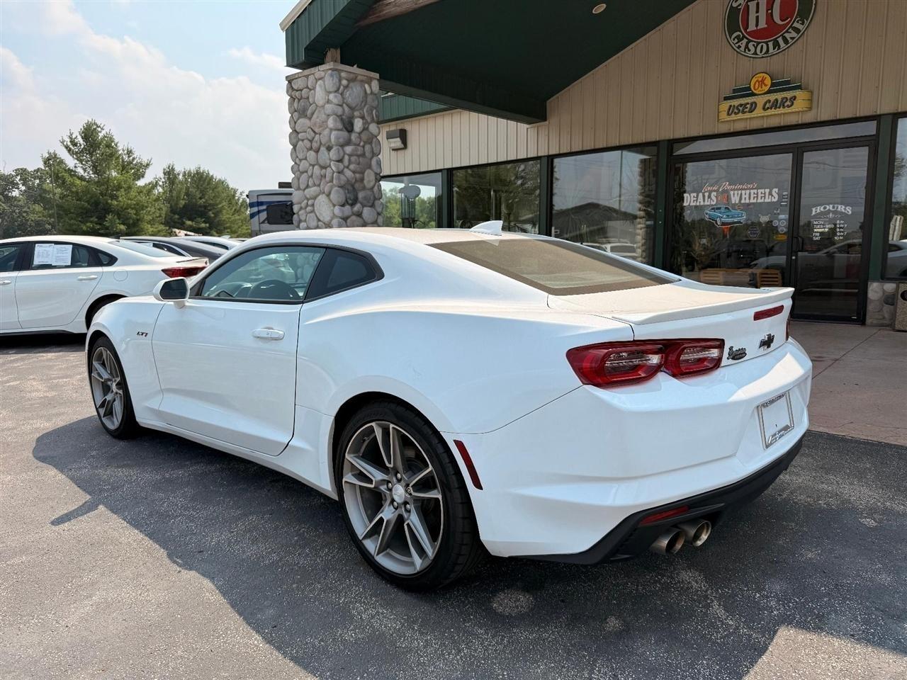 Chevrolet Camaro  2021