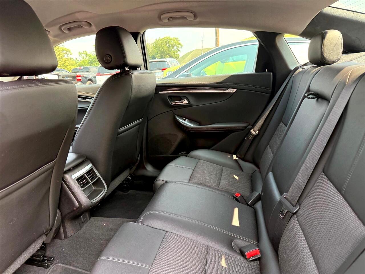 2017 Chevrolet Impala 1LT photo 21