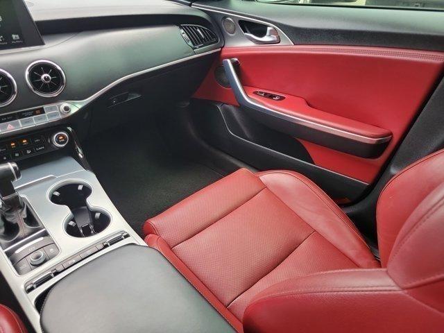 Kia Stinger  2018
