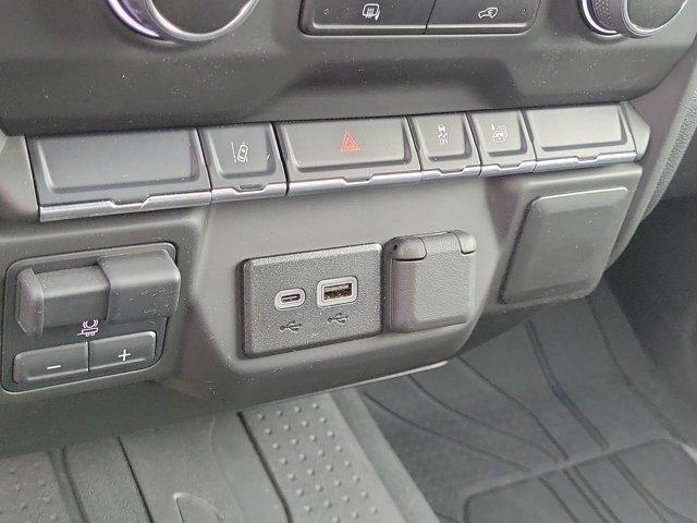 Chevrolet Silverado 2500HD  2025
