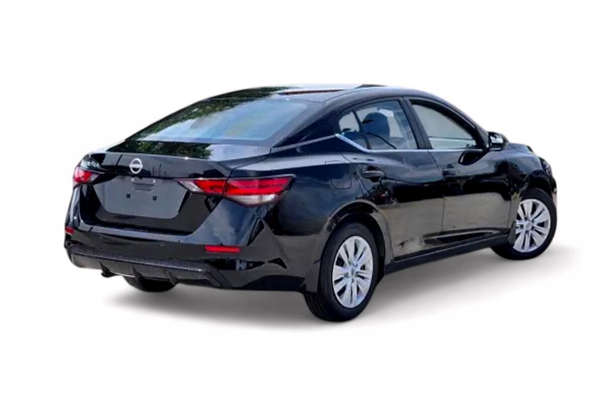 Nissan Sentra  2024 Nissan Sentra  2024