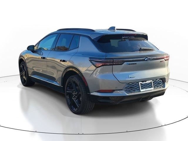 2024 Chevrolet Equinox EV 2RS photo 3