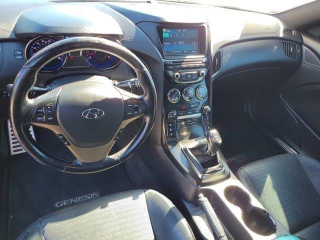 Hyundai Genesis Coupe  2013