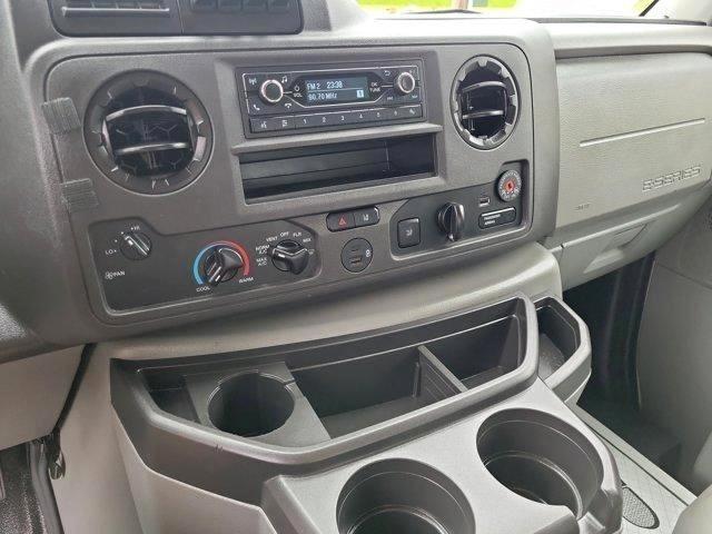 Ford Econoline  2024