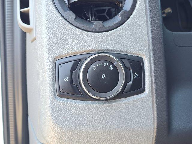 Ford Econoline  2024