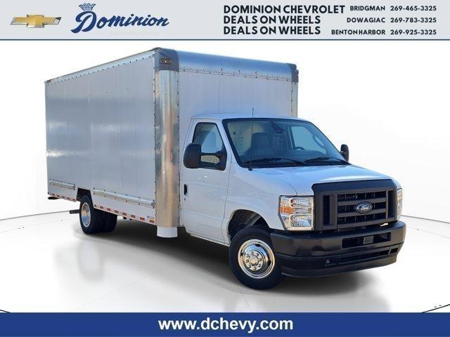 2024 Ford E-Series SRW E-350 Super Duty 138 in WB's photo