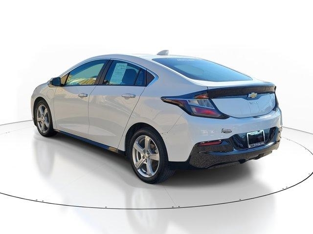2016 Chevrolet Volt LT photo 3