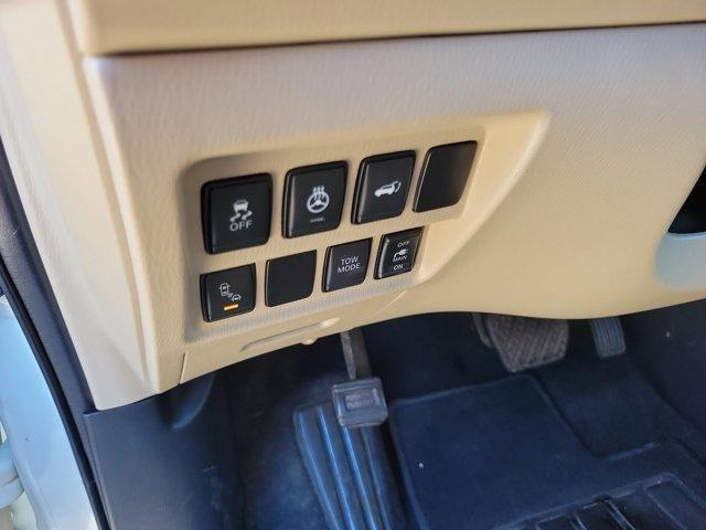 Nissan Pathfinder  2020