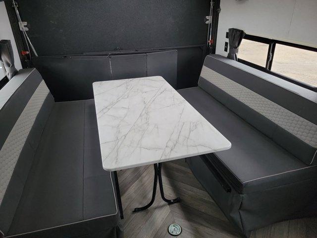 Forest River Cherokee  2022