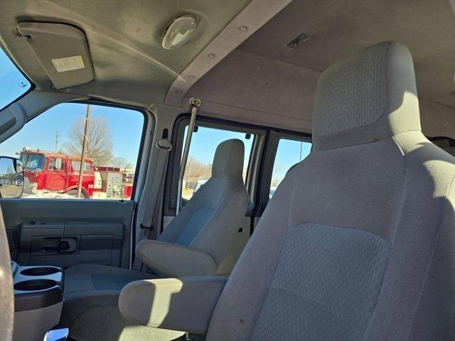 Ford Econoline  2013