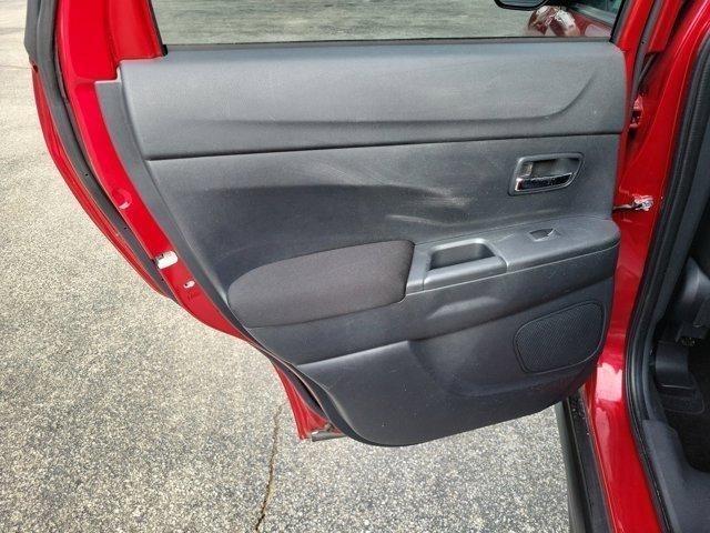 Mitsubishi Outlander Sport  2024