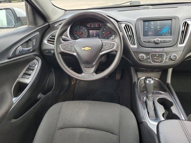 Chevrolet Malibu  2017
