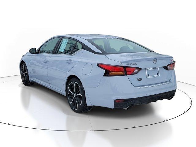 Nissan Altima  2023