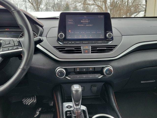 Nissan Altima  2023