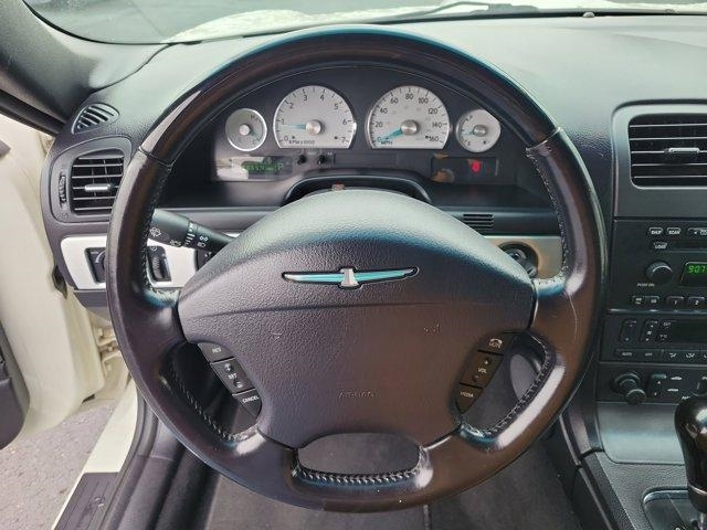 Ford Thunderbird  2003