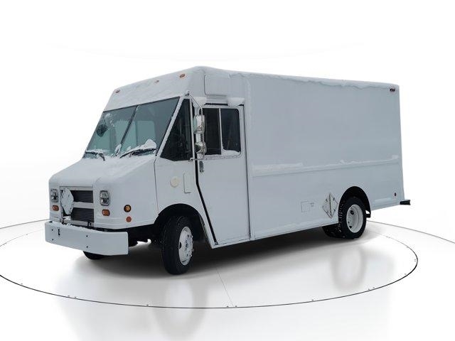 Freightliner MT45 Chassis  2004