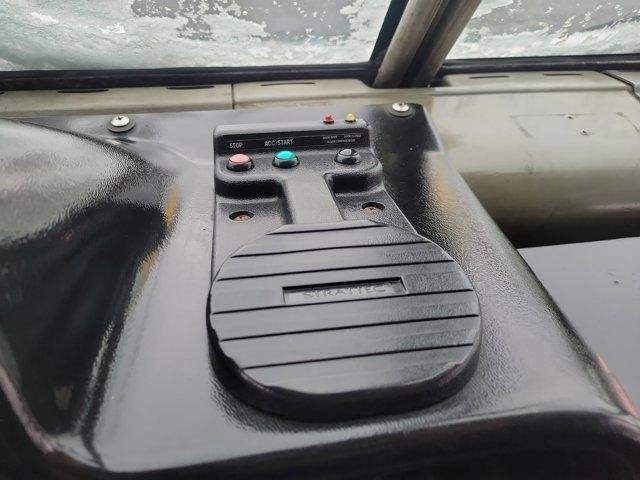 Freightliner MT45 Chassis  2004