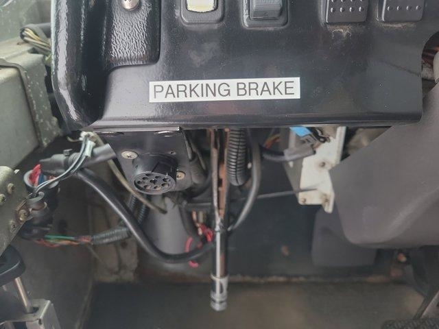 Freightliner MT45 Chassis  2004