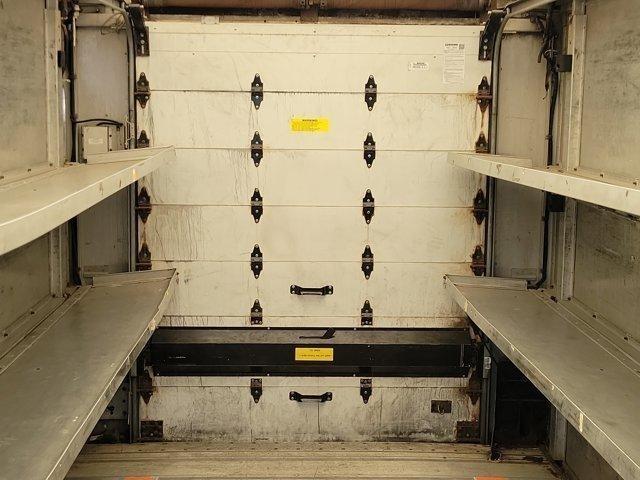 Freightliner MT45 Chassis  2004