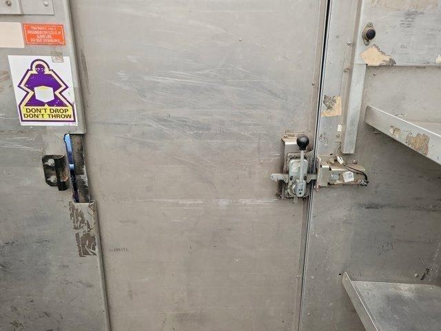 Freightliner MT45 Chassis  2004