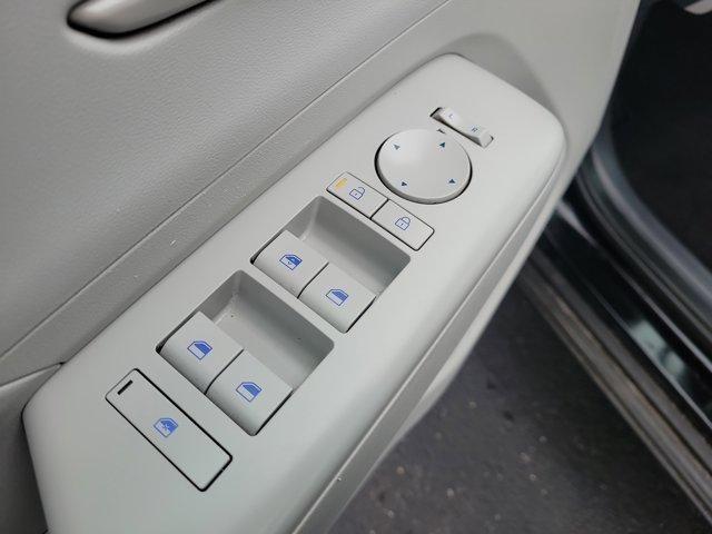 Hyundai Kona  2025