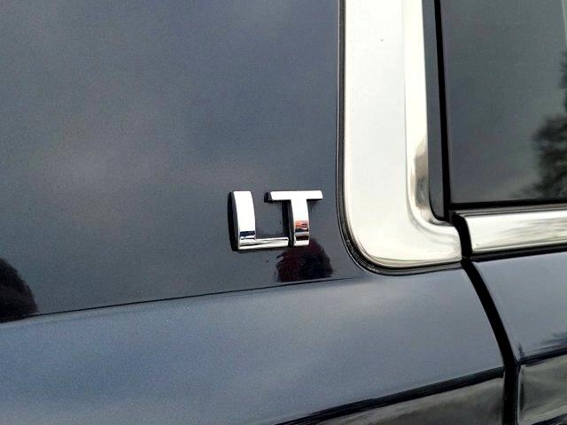 Chevrolet Suburban  2020