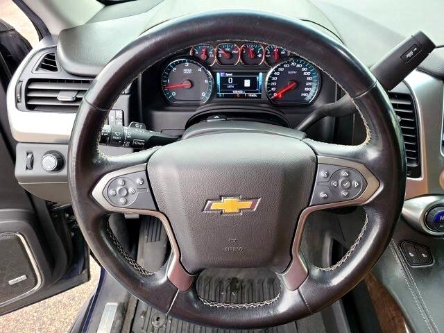 Chevrolet Suburban  2020