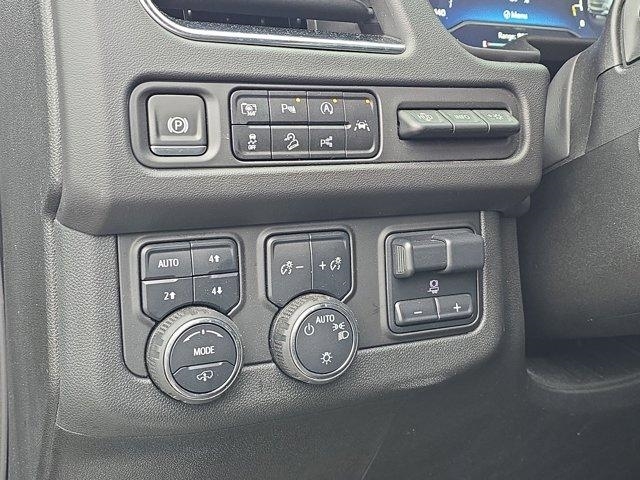 Chevrolet Suburban  2024