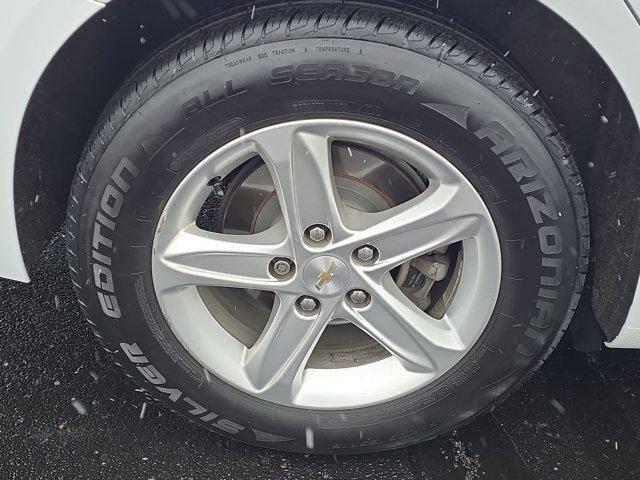 Chevrolet Malibu  2021