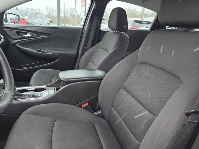 Chevrolet Malibu  2021