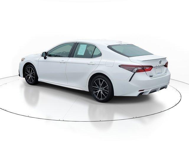 Toyota Camry  2024