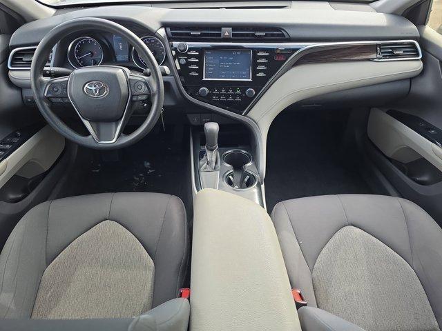 Toyota Camry  2018