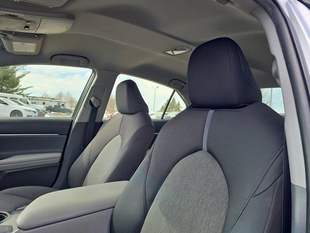 Toyota Camry  2018