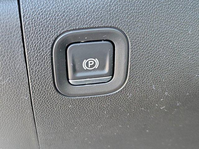 Chevrolet Silverado 1500  2025