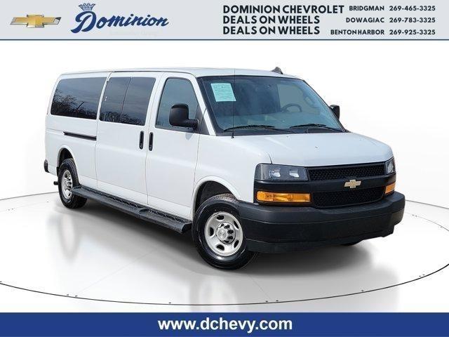 2023 Chevrolet Express 3500 LS Extended's photo