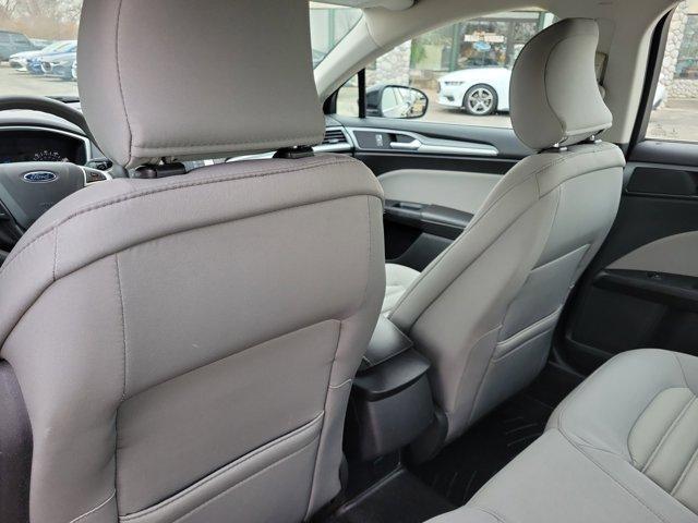 Ford Fusion  2015
