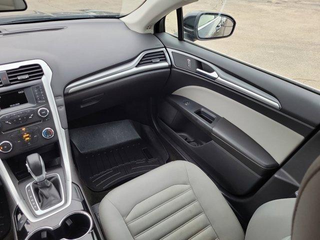 Ford Fusion  2015