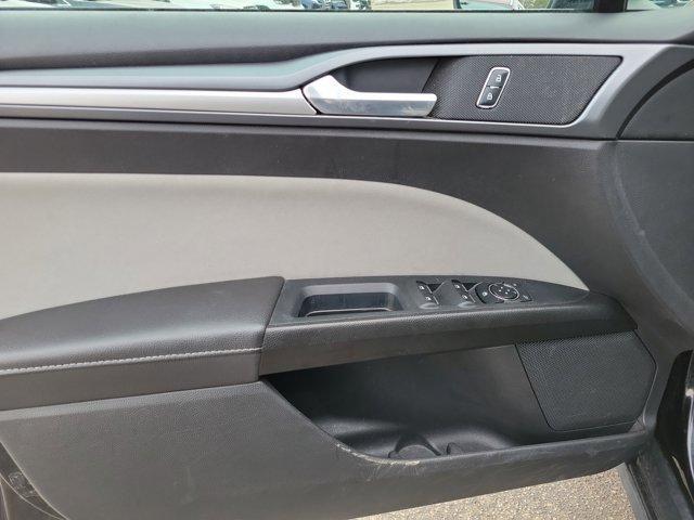 Ford Fusion  2015