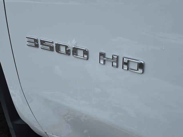 Chevrolet Silverado 3500HD  2024