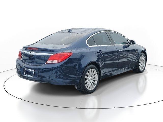 Buick Regal  2011