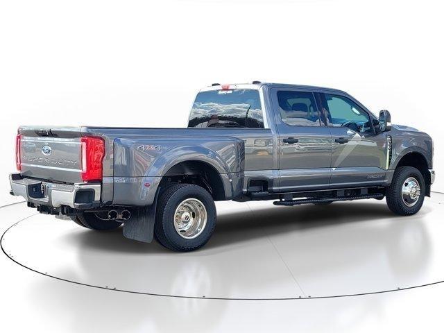 Ford F-350 SD  2025