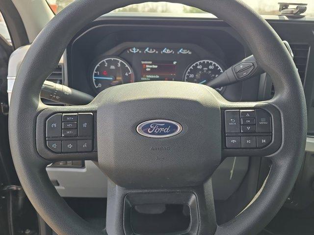 Ford F-350 SD  2025