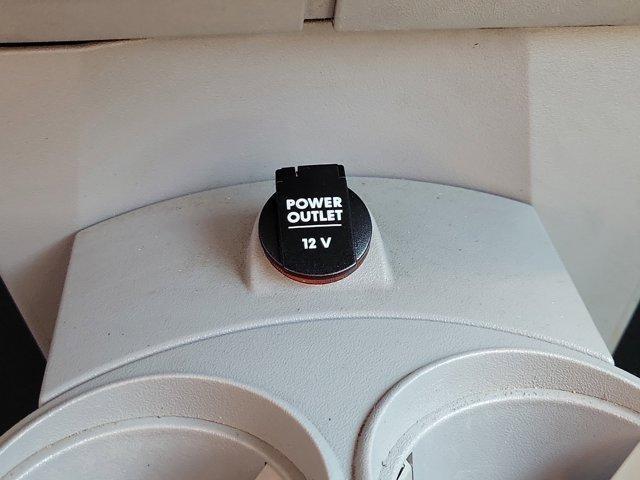 Volkswagen New Beetle  2004