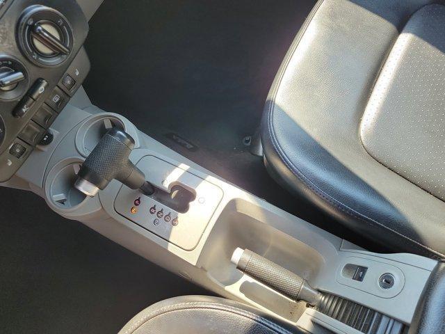 Volkswagen New Beetle  2004