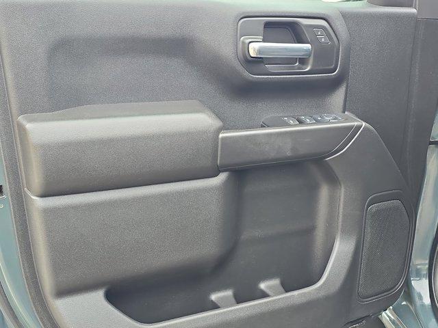 Chevrolet Silverado 1500  2025